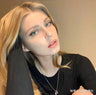 Mia L