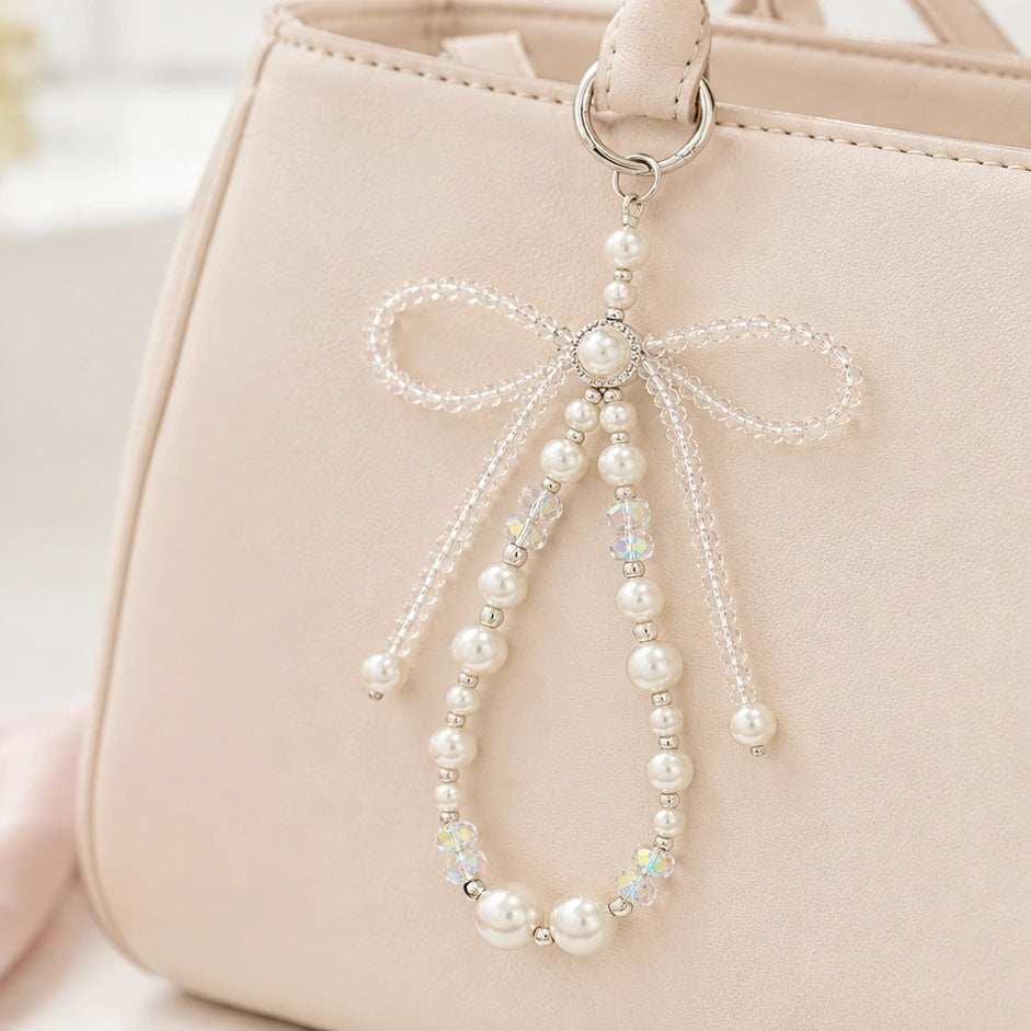 Minimal Pearl Phone Strap
